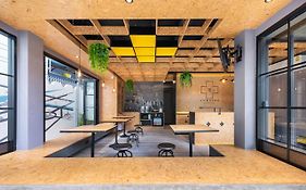 Lobsuek Hostel